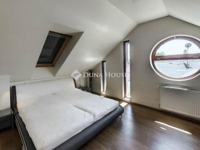 Eladó családi ház Budapest