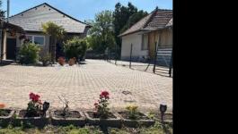 Eladó családi ház Tököl