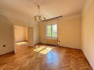 Eladó családi ház Budapest