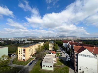 Eladó lakás Pécs