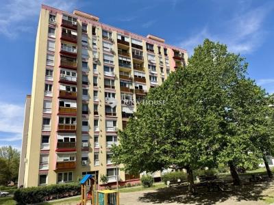 Eladó lakás Pécs