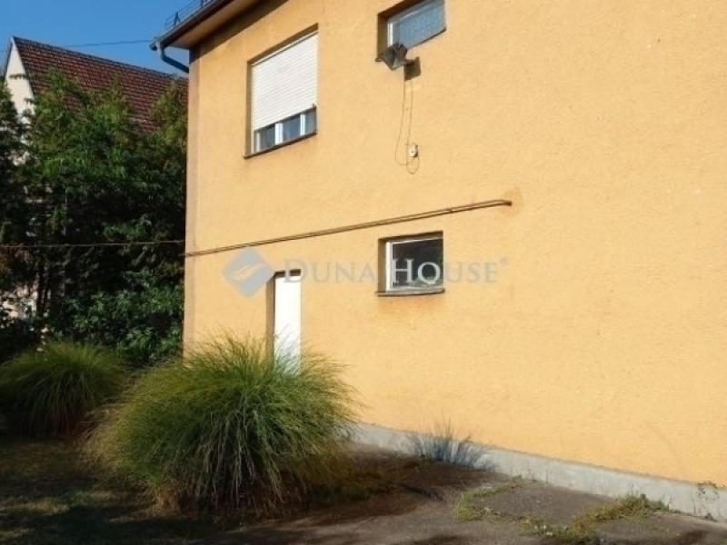 Eladó családi ház Gödöllő