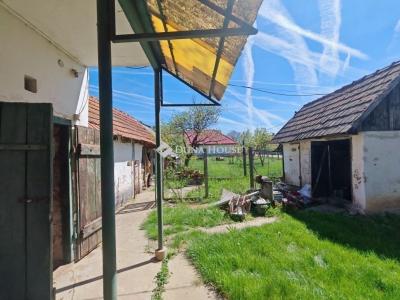 Eladó családi ház Pánd