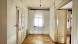 Eladó családi ház Budapest