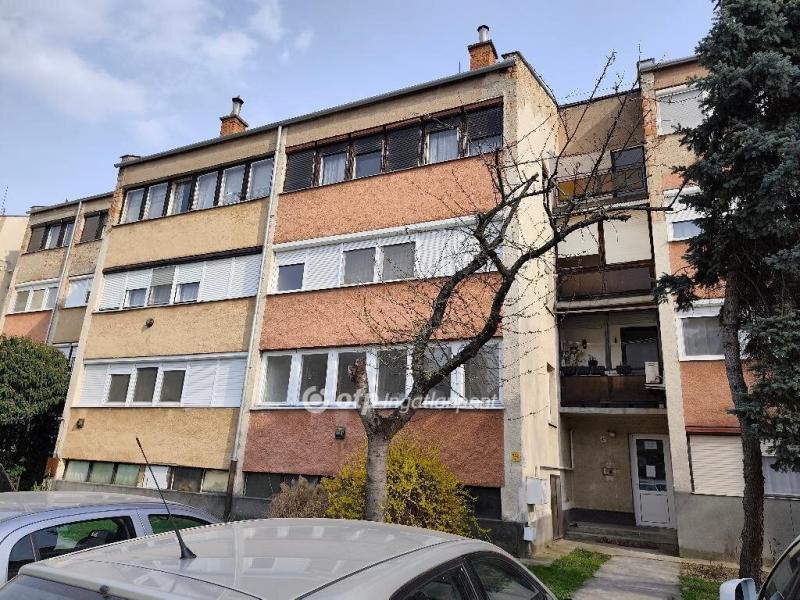 Eladó lakás Sárospatak