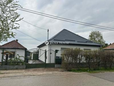 Eladó családi ház Maglód