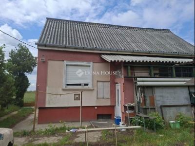 Eladó családi ház Gyömrő