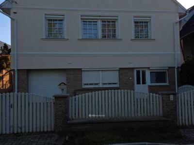 Eladó családi ház Pápa