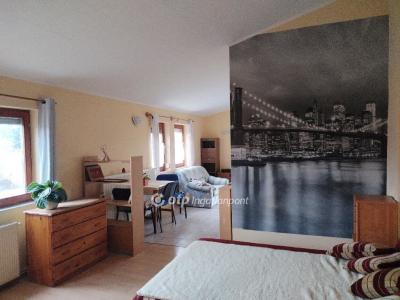 Eladó családi ház Budapest