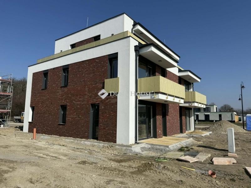 Eladó lakás Mosonmagyaróvár