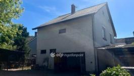 Eladó családi ház Budapest