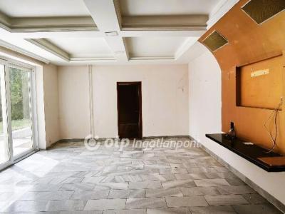 Eladó családi ház Budapest