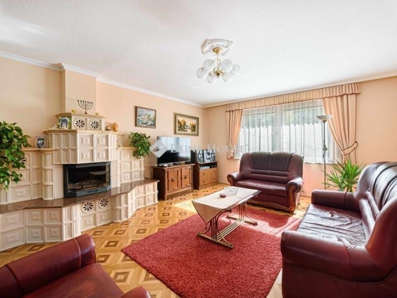 Eladó családi ház Budapest