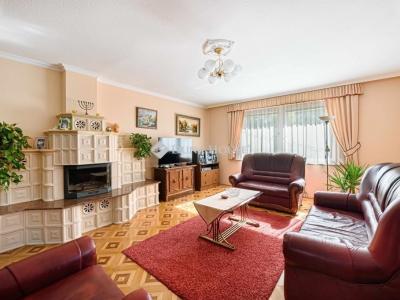 Eladó családi ház Budapest