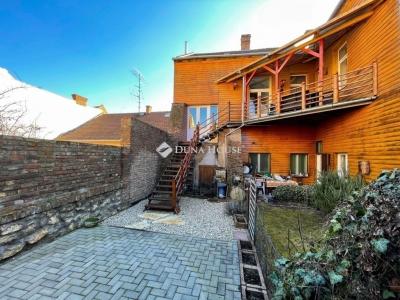 Eladó lakás Pécs