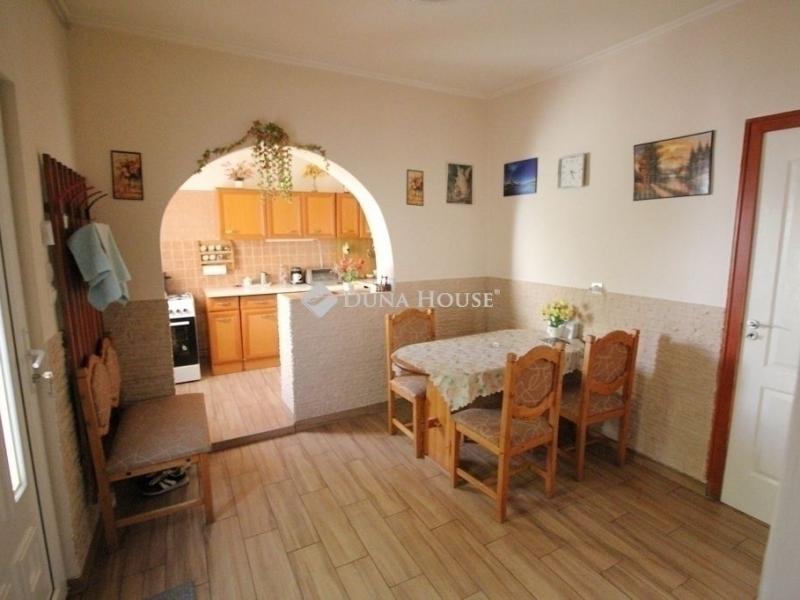 Eladó családi ház Budapest