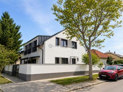 Eladó családi ház Budapest