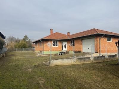 Eladó családi ház Gyömrő