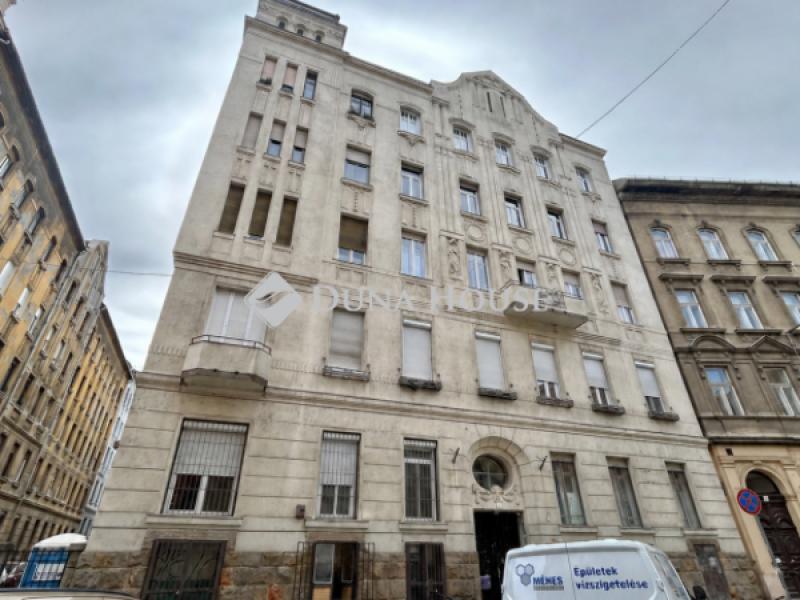 Eladó lakás Budapest