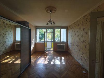 Eladó lakás Csongrád