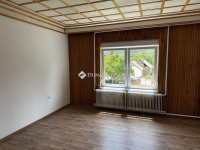 Eladó családi ház Mecseknádasd