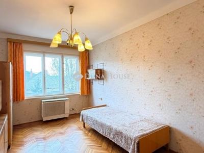 Eladó családi ház Eger