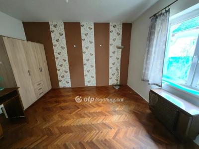 Eladó családi ház Túrkeve
