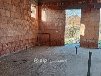 Eladó családi ház Berettyóújfalu