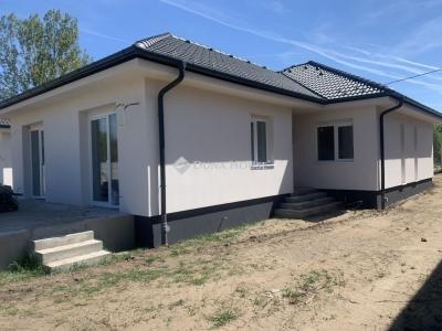Eladó ikerház Erdőkertes