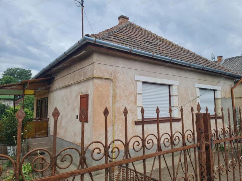 Eladó családi ház Kecskemét