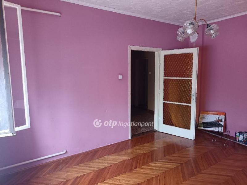 Eladó családi ház Kaba