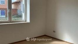 Eladó családi ház Rakamaz