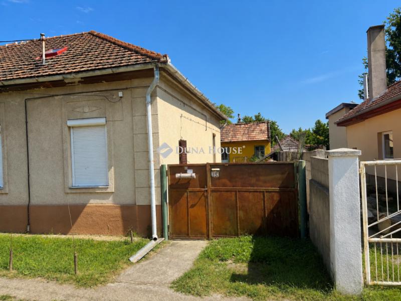 Eladó családi ház Hegyeshalom