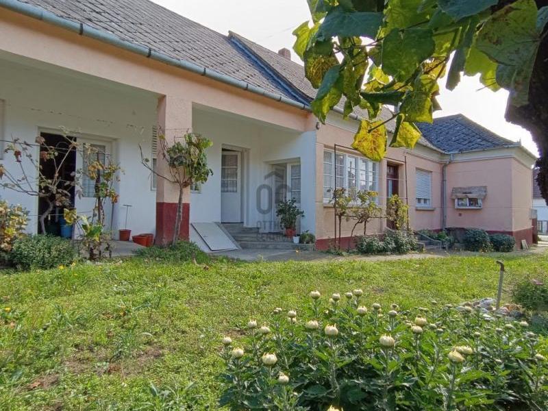 Eladó családi ház Tótszerdahely