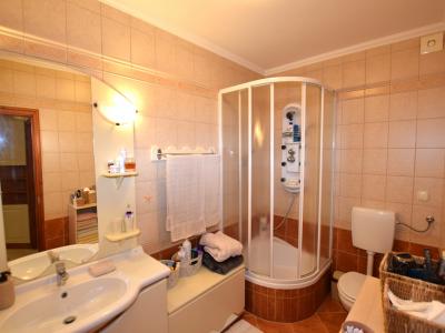 Eladó családi ház Debrecen