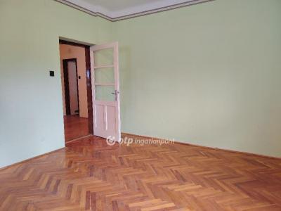 Eladó családi ház Kisújszállás