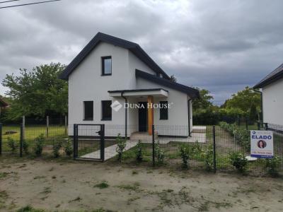 Eladó családi ház Balatonkeresztúr