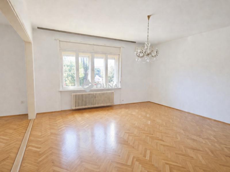 Eladó családi ház Budapest