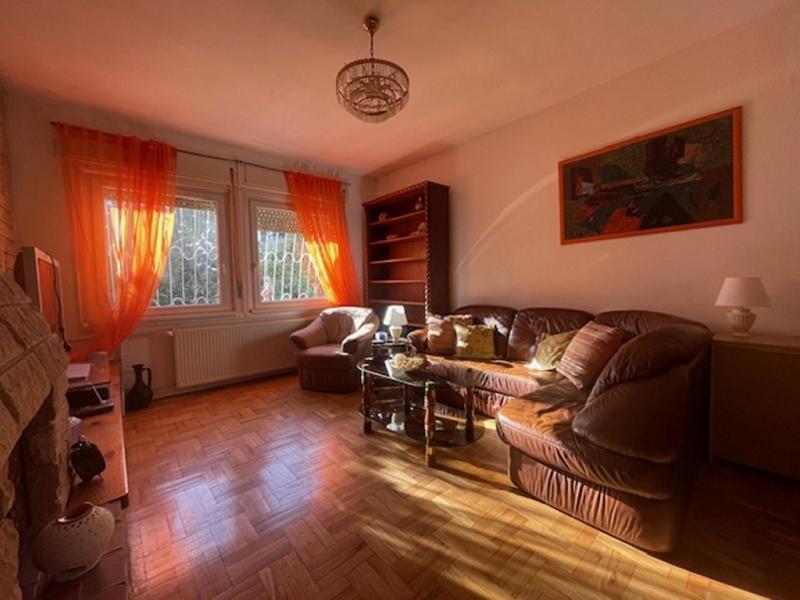 Eladó családi ház Budapest