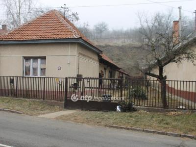 Eladó családi ház Mátraszele