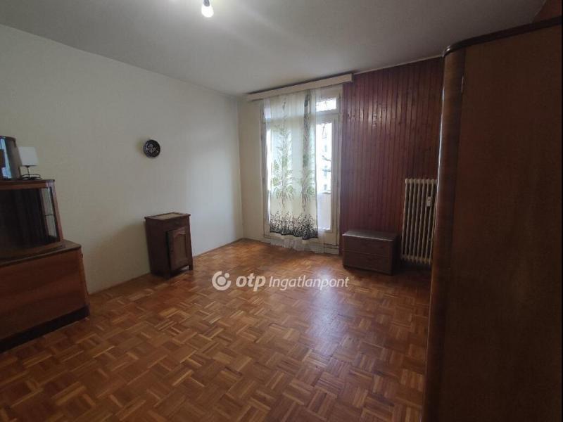 Kiadó lakás Pécs