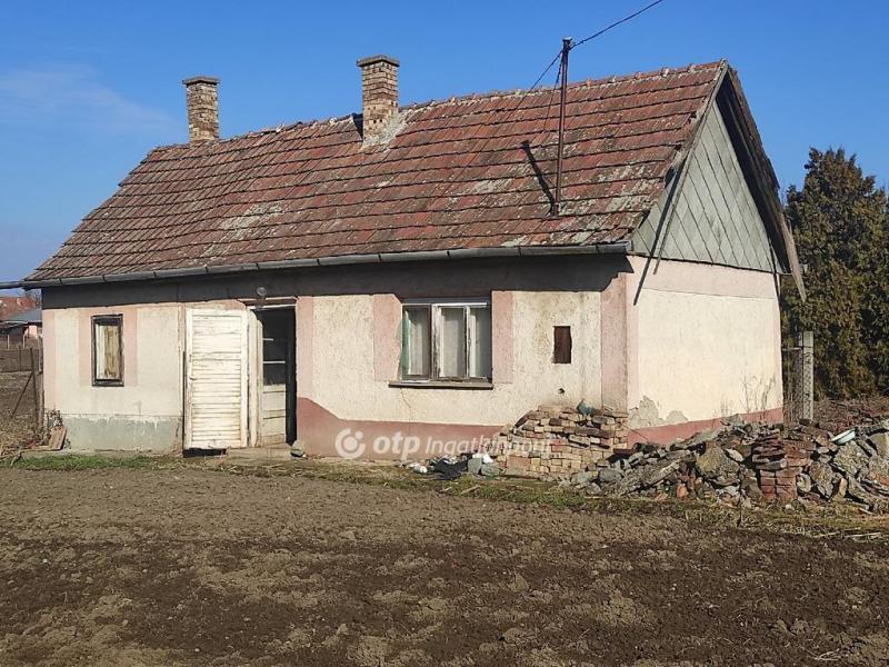 Eladó családi ház Hajdúdorog