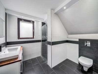 Eladó családi ház Budaörs