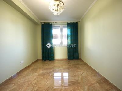 Eladó sorház Telki