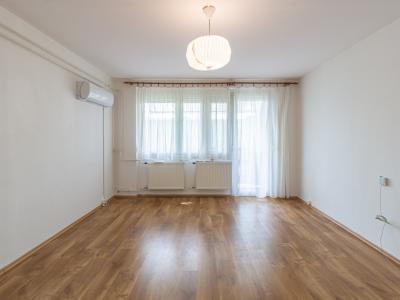 Eladó lakás Kecskemét
