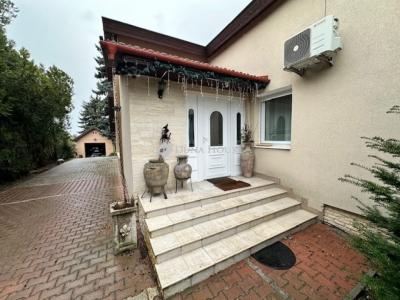 Eladó családi ház Székesfehérvár