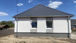 Eladó ikerház Tápióbicske