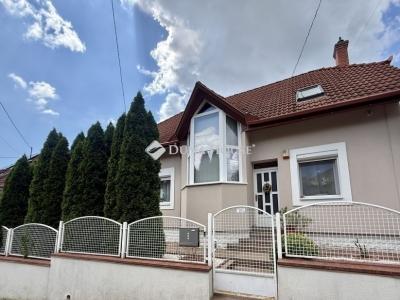 Eladó ikerház Pécs
