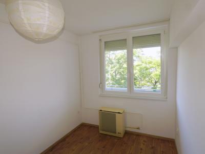 Eladó lakás Zalaegerszeg