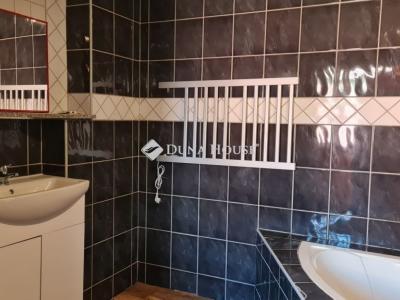 Eladó családi ház Pécs